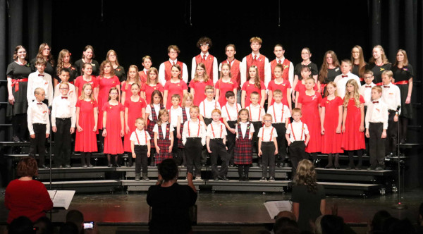 Sweet Harmony Performing Arts Group Choir Spring 2022